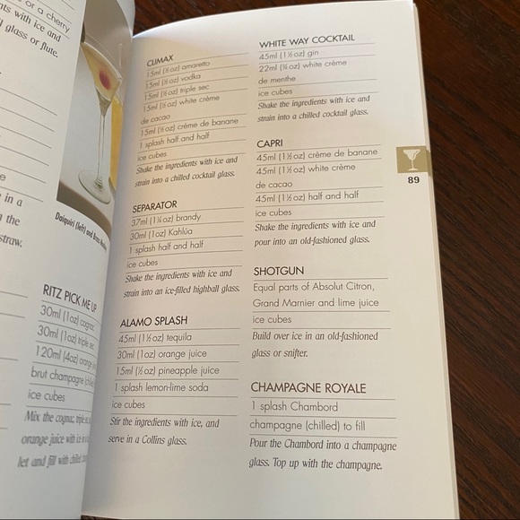 Bartender’s Pocket Guide Kathy Hamlin - Picture 4 of 6